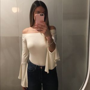 Off shoulder bell sleeve top